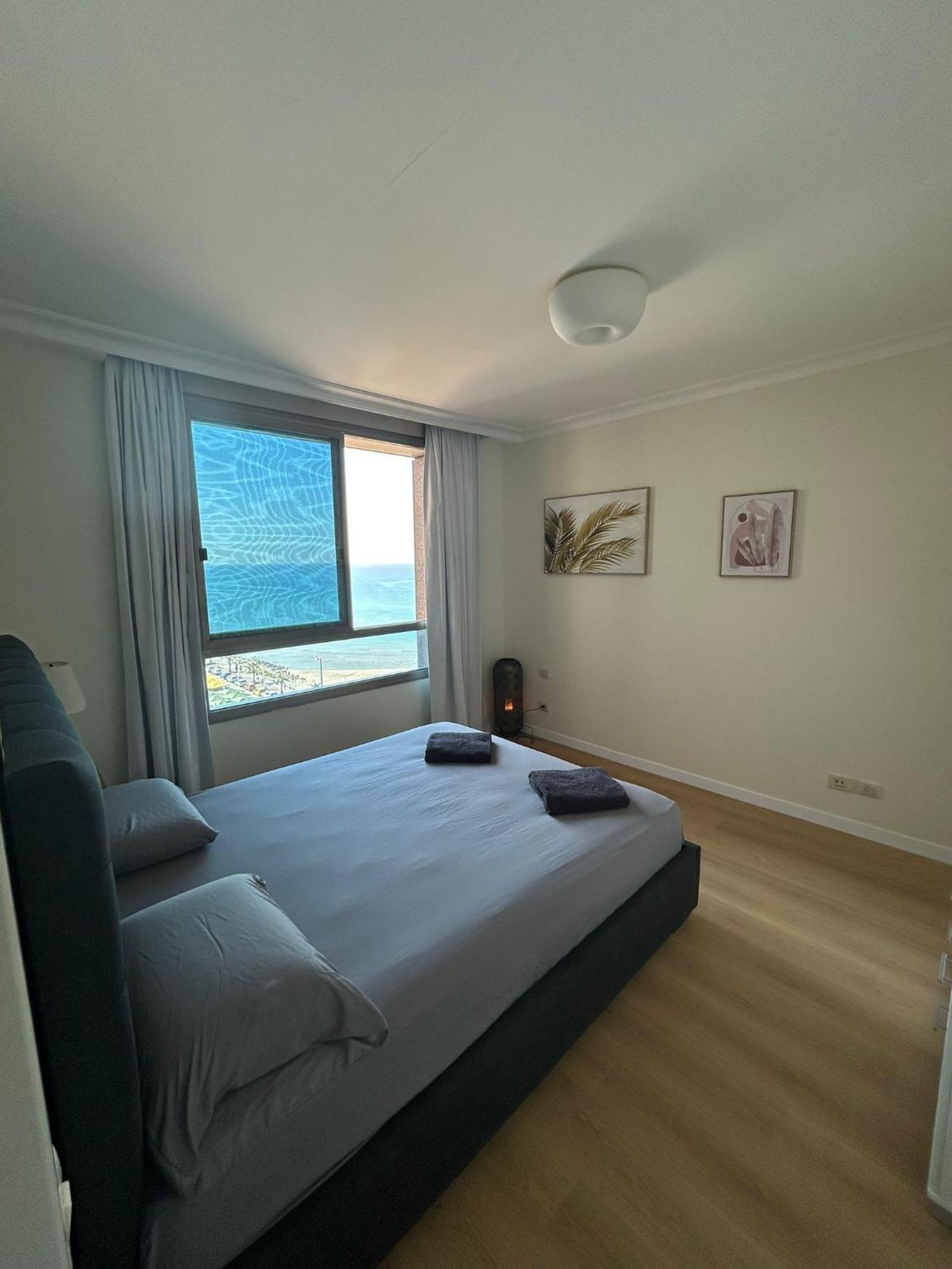 Haifa Almog Tower- "Blue Reef" Suite On The Sea ภายนอก รูปภาพ